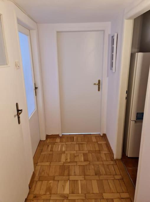Apartment Fantastic Waw - Ch35 2 Warsaw